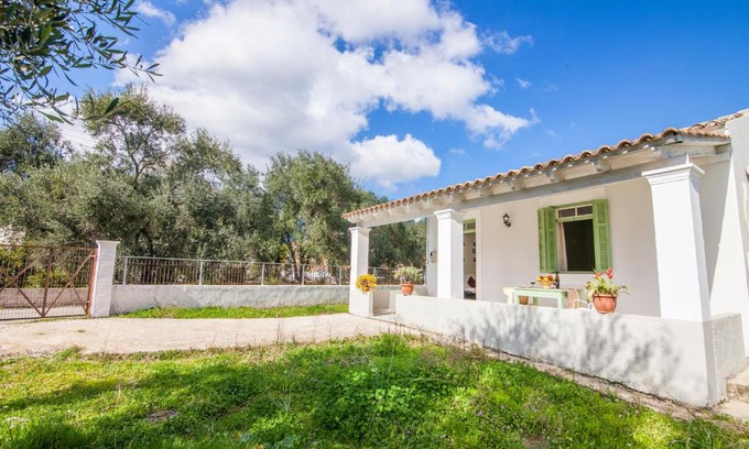 Kato Korakiana Casa | Koutroulo's Private Cottage