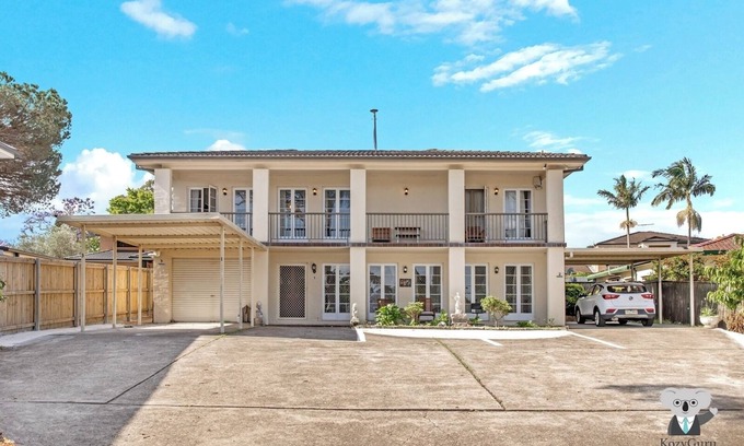 Thornleigh Casa | KozyGuru | Thornleigh | Charming Two-Bed Townhouse