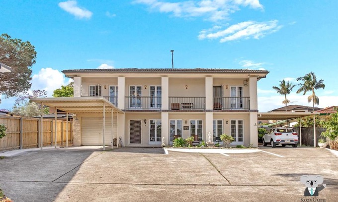 Thornleigh Casa | KozyGuru | Thornleigh | Charming Two-Bed Townhouse