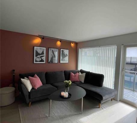 Kristiansand Apartamento | Kr.sand sentrum-gratis parkering og balkong