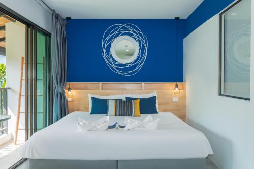Rawai Hotel | KRAAM Silhouette Hotel and Cafe Phuket