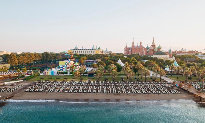 Lara Complejo | Kremlin Palace