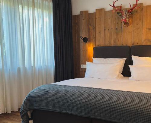 Freiburg im Breisgau Cama Y Desayuno | Kreuzblume Hotel & Weinstube