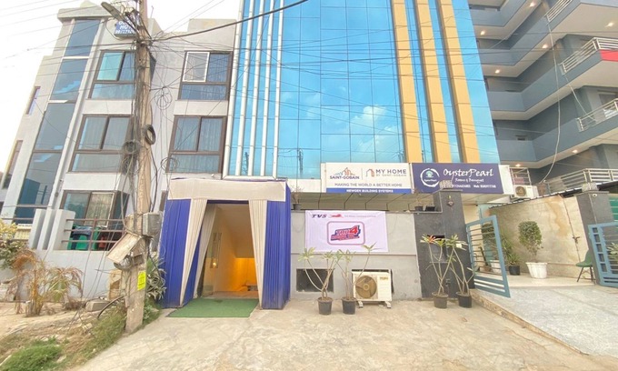 Sushant Lok Casa | Krishna Coddle Executive