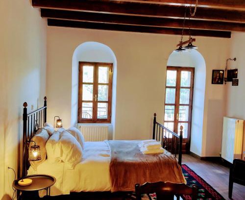 Raftis Apartamento | Kristi's Homes - 'Traditional Home' in Dimitsana