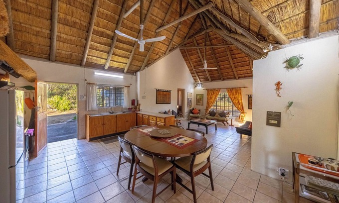 Marloth Park Cabaña | Kruger Cottage