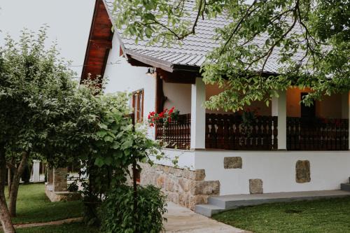 Gospic Casa | Kuća za odmor KOD DOZA
