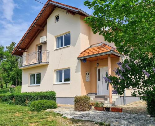 Gospic Villa | Kuća za odmor Mia u Lici