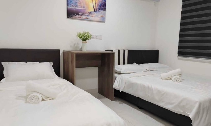 Kampung Darat Mak Bar Casa | Kuantan Town Staycation 2R2B@5min to HTAA#Netflix