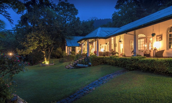 Ambanganga Korale Hotel | Kudaoya Bungalow