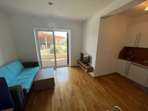 Drace Apartamento | Kula Fancy Apartments - One-Bedroom Apartment with Terrace Ground Floor A1