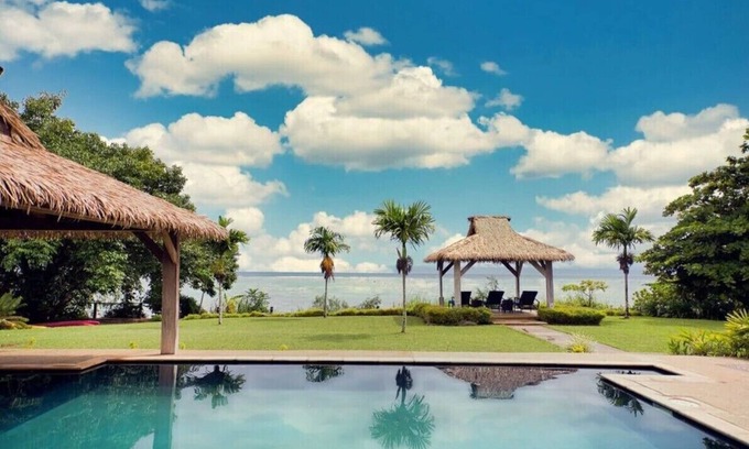 Tagaqe Villa | Kula Kai Villa - sleeps 15 <<NOV special buy 5 stay 7>>