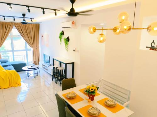 Daerah Kulai Apartamento | Kulai Apartment 3BR-5BR near IOI, Aeon and Senai Airport