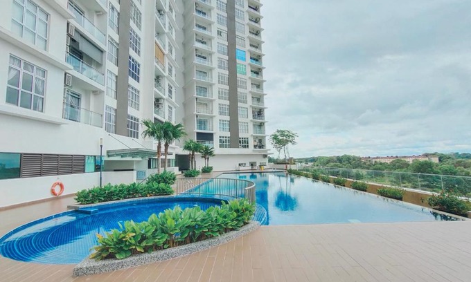 Daerah Kulai Apartamento | Kulai d putra suites beside ioiMall near JPO and Airport