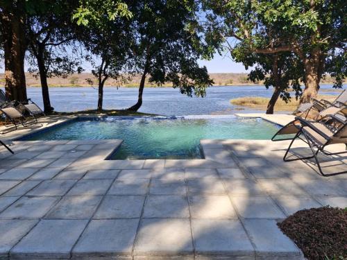 Kazungula Otro | Kulota Island Lodge