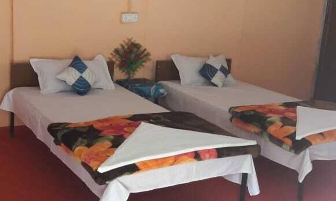 Naini Cabaña | KUMBH GANGA RETREAT