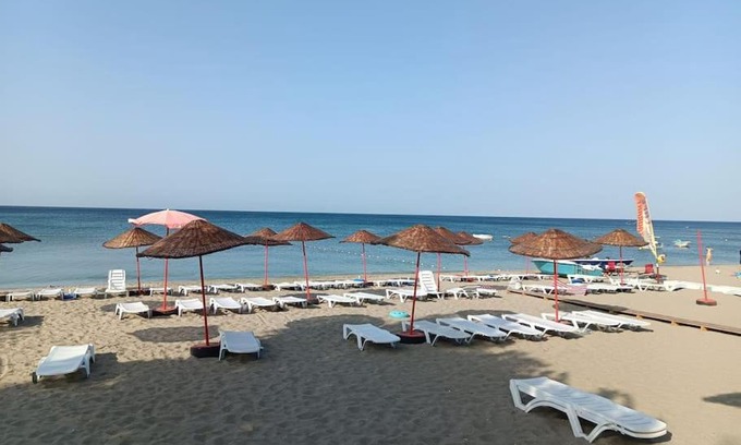 Buyukcekmece Apartamento | Kumburgaz Sahilde, Sitede, Konforlu, Manzaralı ve Klimalı Daire