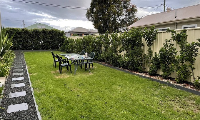 Kurri Kurri Casa | Kurri Kurri Country Cottage close to shops and freeway