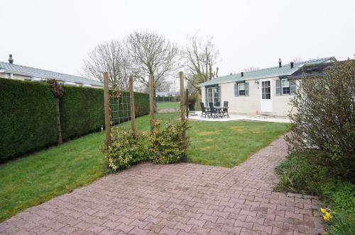 Groede Chalet De Esquí | Kustverhuur, Groede, Paarlhof 53