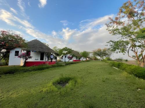Bhuj Hotel | Kutch Safari Resort