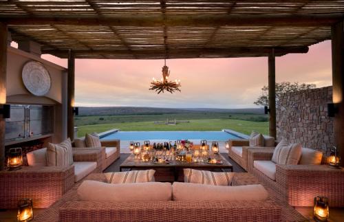 Grahamstown Cabina | Kwandwe Private Game Reserve - Fort House