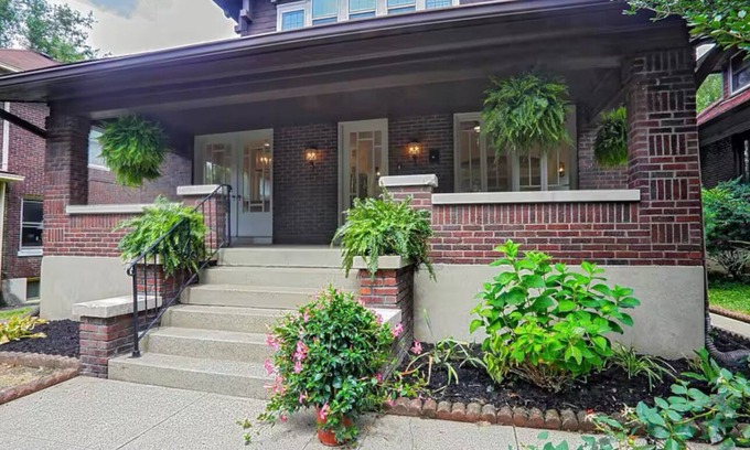 Cherokee Triangle Casa | KY DERBY @The Cherokee Charmer! ….5 Miles from Churchill Downs !!!