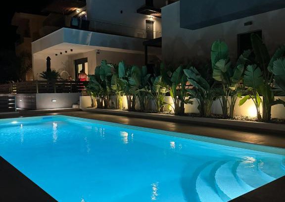 Nea Iraklitsa Casa | Kyan Executive Suites