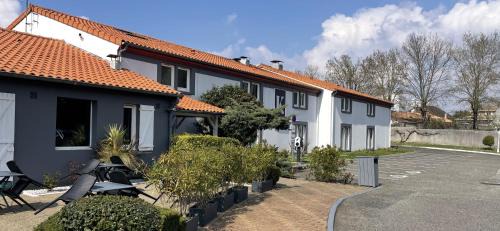 Lormont Hotel | Kyriad Bordeaux Lormont