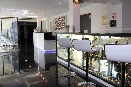 Montigny-le-Bretonneux Hotel | Kyriad Saint Quentin en Yvelines - Montigny