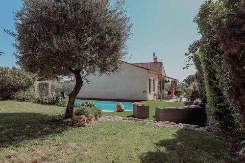 Connaux Casa | L'abeliano - House With Pool Near Uzs