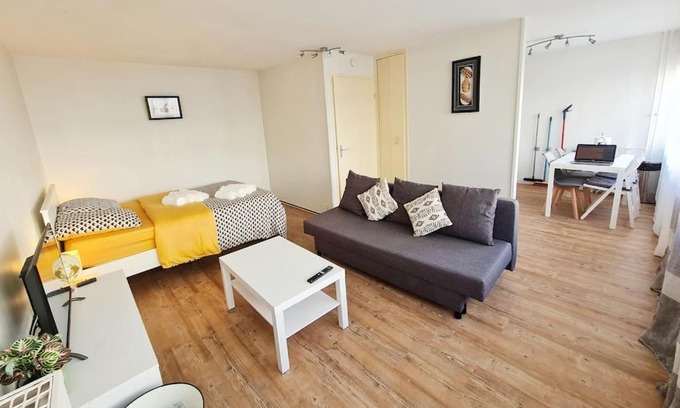 Champs Elysees Apartamento | L'Alex Solj-Studio spacieux en résidence avec parking privée - Easy check-in - Arrivée autonome