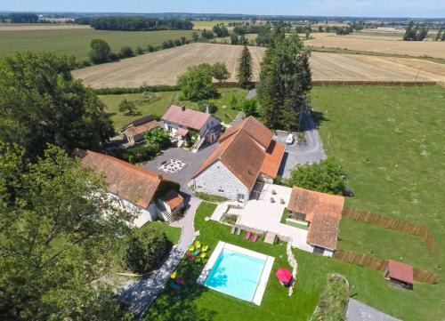 Cindre Cama Y Desayuno | L'Anagramme, chambres, table d'hôtes et gîte pour adultes, naturistes ou non !
