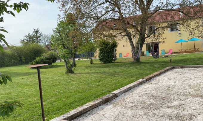 Savoisy Apartamento | L'annexe, an atypical gîte