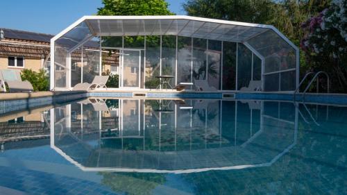 Pignans Apartamento | L'APARTE - Studio Les AMANDIERS