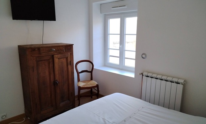 Saints Apartamento | L' ART Appart from 2 to 4 pers, 7 min from coulommiers, 25 min from Disneyland Paris