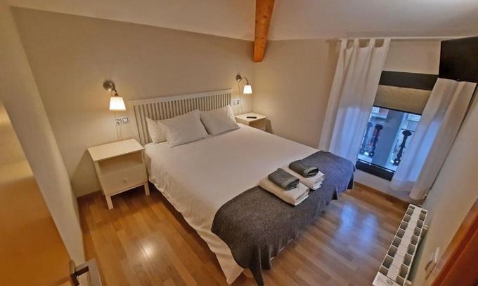 Ripoll Casa | L'Astrolabi -centre Ripoll-