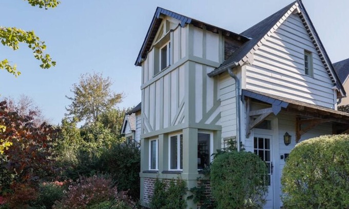 Honfleur Cabaña | L'Atelier de la Maison Saint Léonard - bonito jardín compartido honfleur