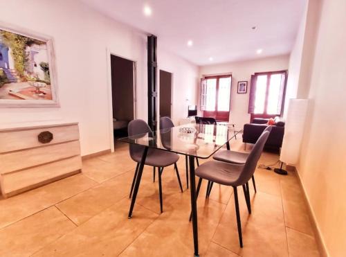 Feria Apartamento | L CPARKING según disponibilidad NETFLIX