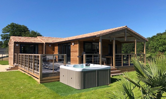 La Chapelle-Taillefert Cabaña | L'Ecrin du Breuil - Chalet le Joyau Private pool Jacuzzi Petanque court