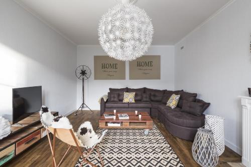 Saint-Coulomb Casa | L'ecume by Cocoonr