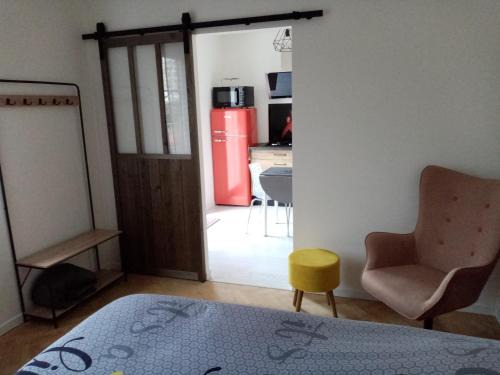 Challans Casa | l'Eden naturiste écureuil