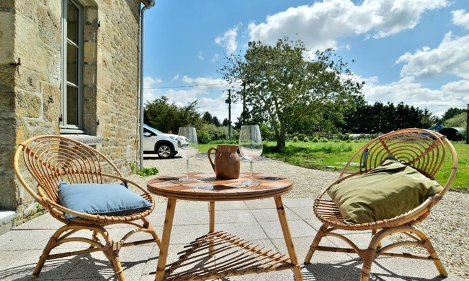 Saint-Meloir-des-Ondes Casa | L'Emeraude - Charmante maison avec jardin
