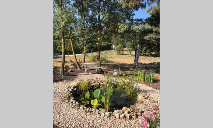 Fuveau Apartamento | L’Escapade. Entre Aix et Marseille, studio pleine nature.