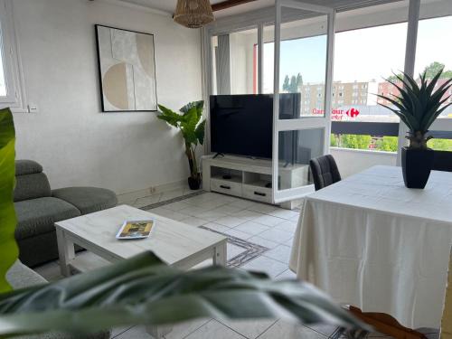 Fleury-les-Aubrais Apartamento | L'Espace Privilège - F3 avec Balcon, Lamballe