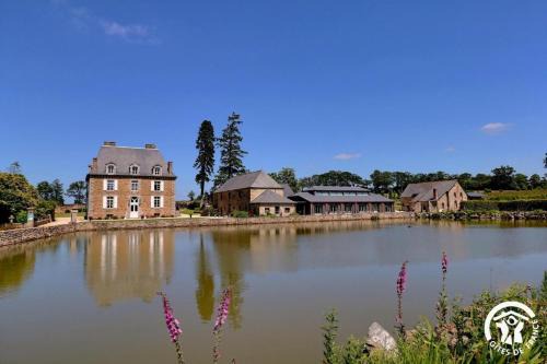 Mezieres-sur-Couesnon Casa | L'etang