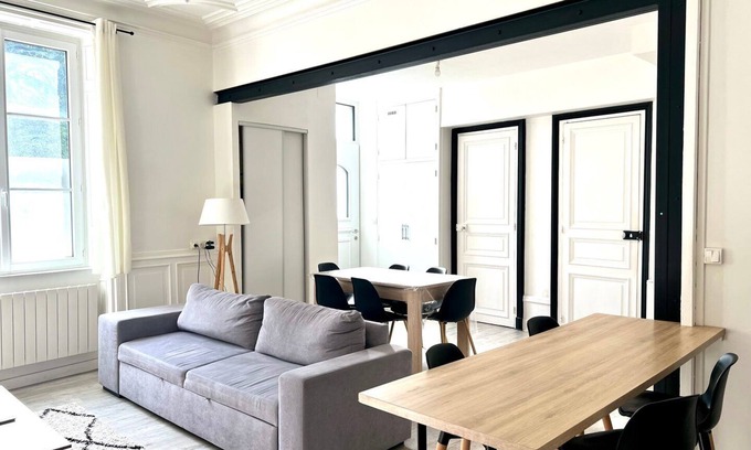 Les 3 Cites Apartamento | L'Haussmaninen, appart en plein centre de Poitiers