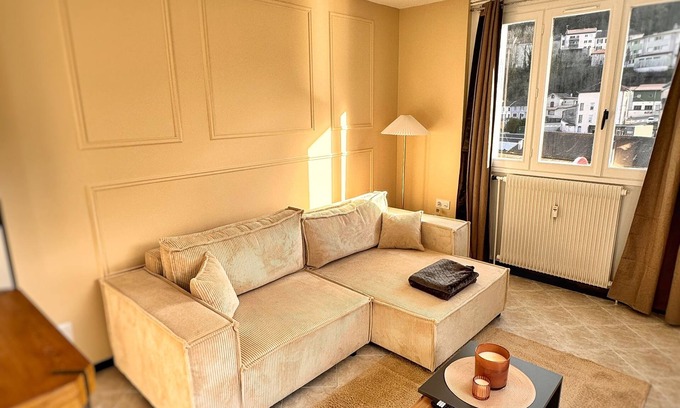 Saint-Claude Apartamento | L'Hellébore - Cosy with garage