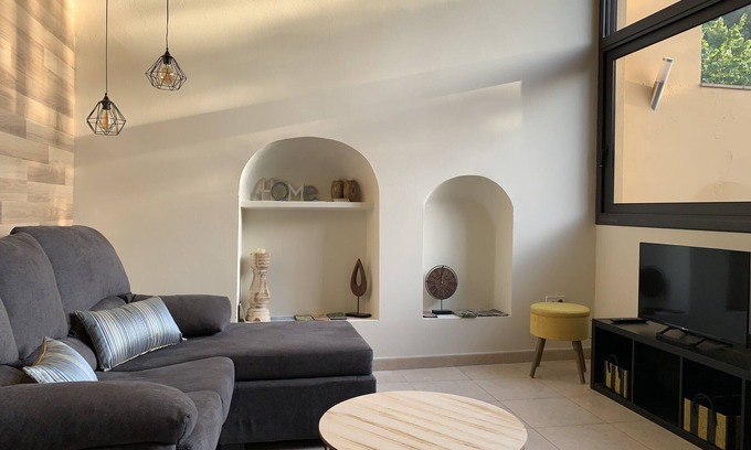 Navata Casa | L'Heura - Casa en la Costa Brava - Figueres - Besalú.