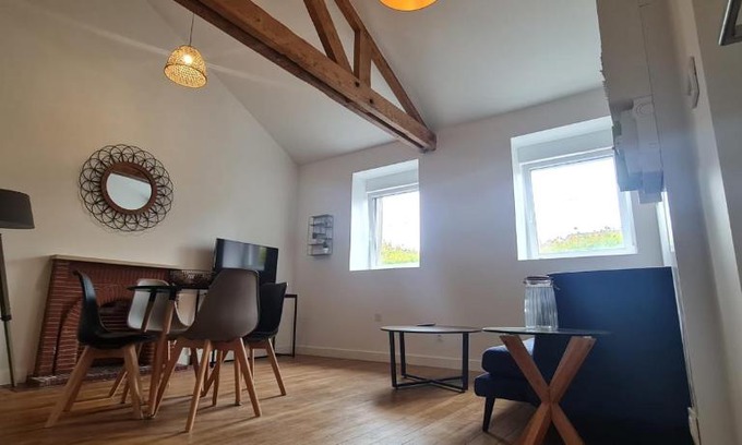 Pontivy Apartamento | L'Imperial 7 - T2 - Centre ville - Dernier étage