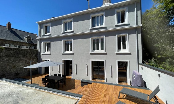 Ville Haute Apartamento | "L'imprévue", standing et jardin au pied de Notre-Dame